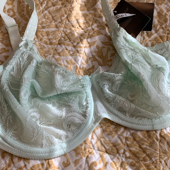 Conturelle Other - Conturelle lace underwire bra. NWT